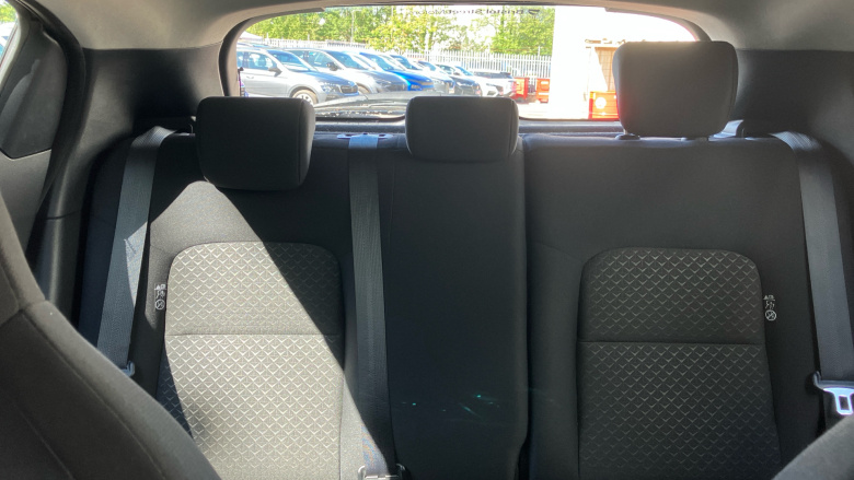 Nissan Juke 1.0 DiG-T 114 Acenta 5dr Petrol Hatchback